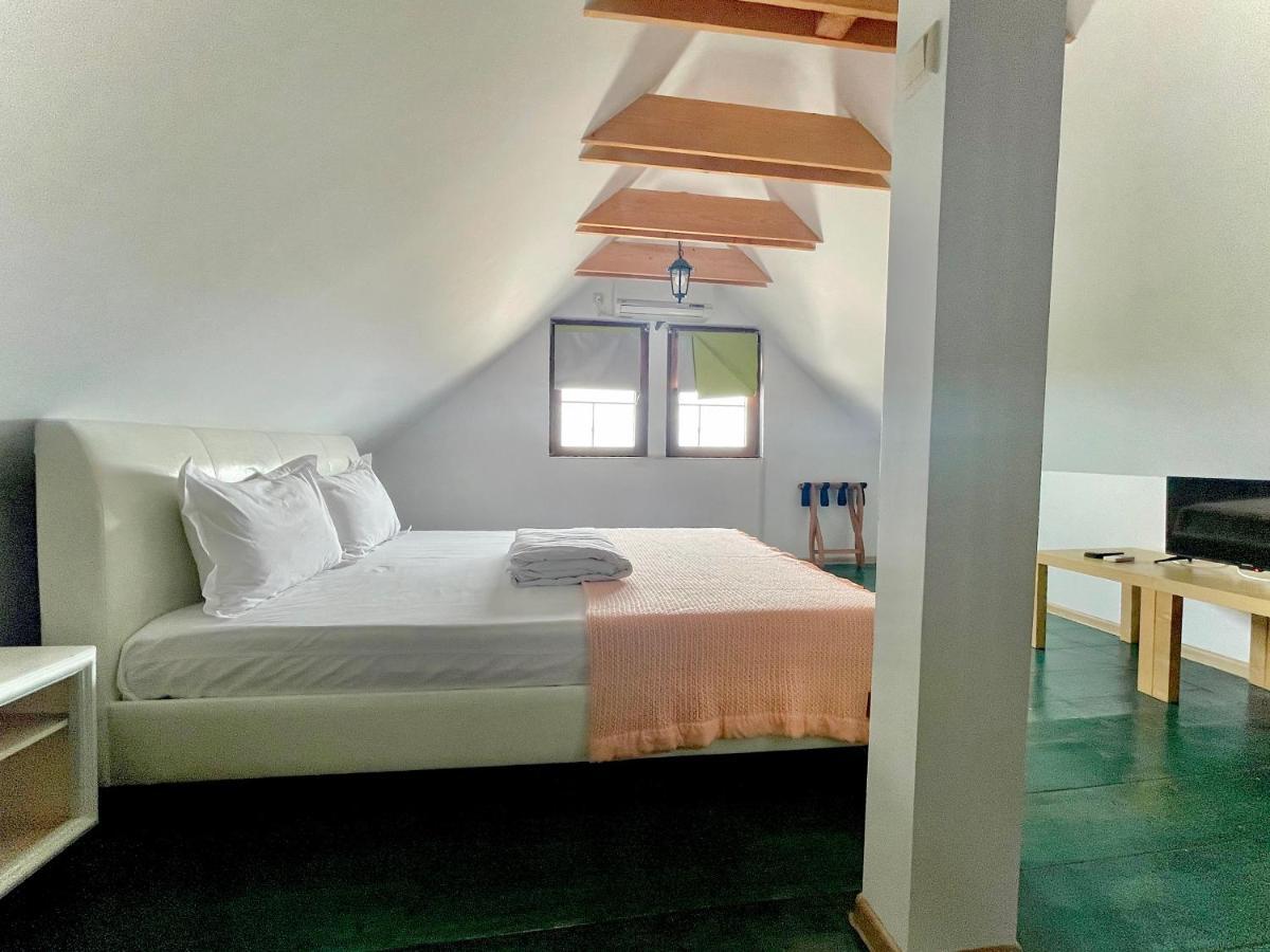 Vamabel House Bed & Breakfast Vama Veche Exterior foto