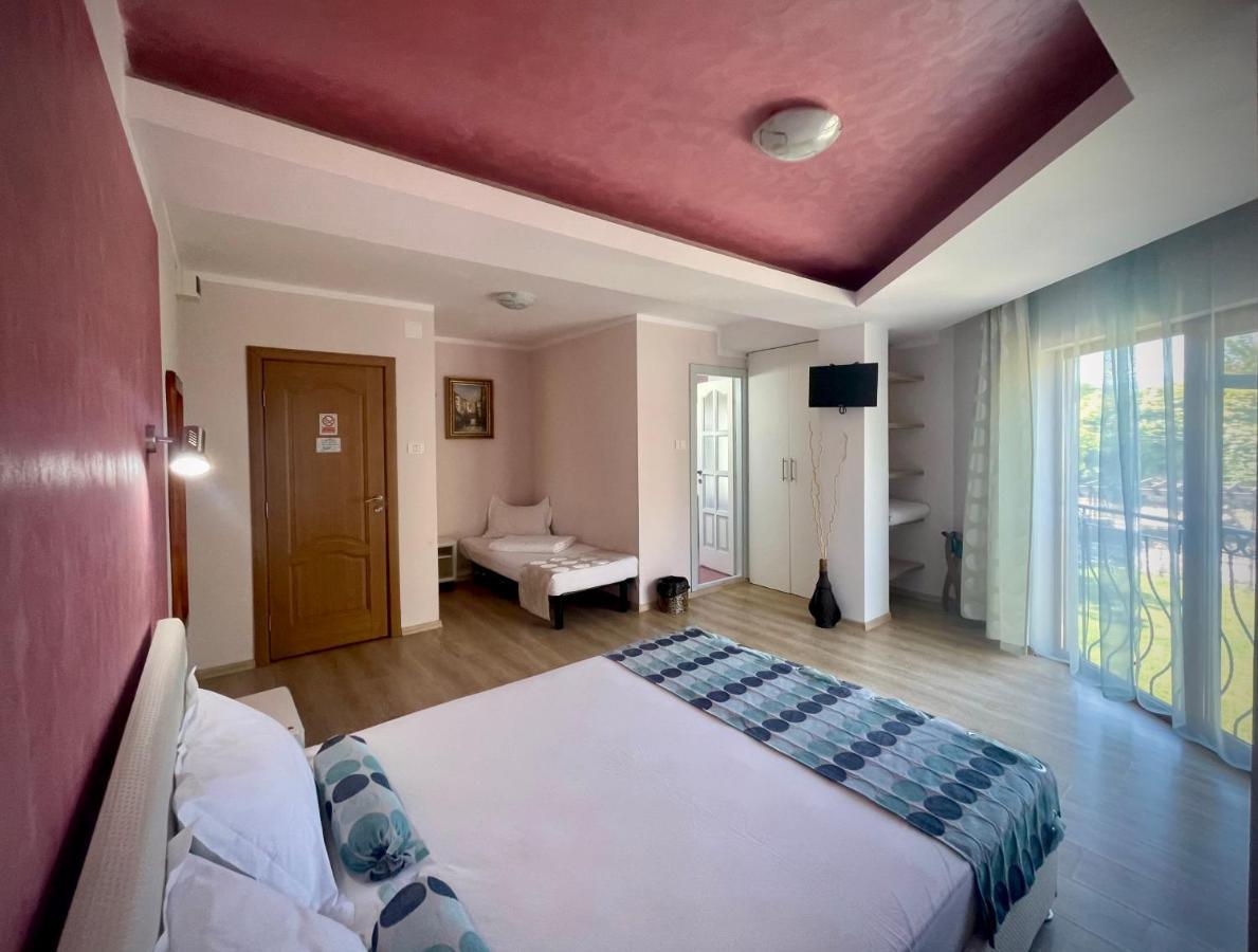 Vamabel House Bed & Breakfast Vama Veche Exterior foto